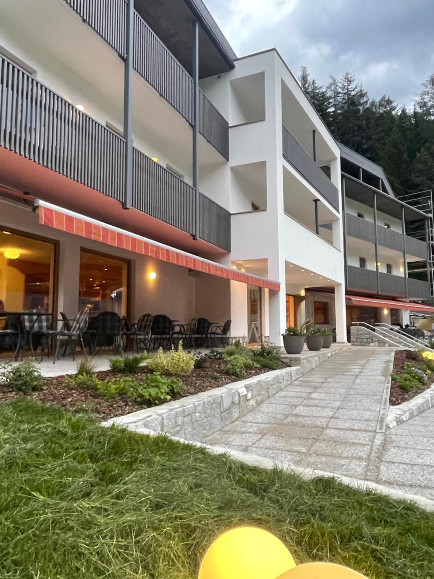 קאמפו די טרנס Hotel Larch מראה חיצוני תמונה